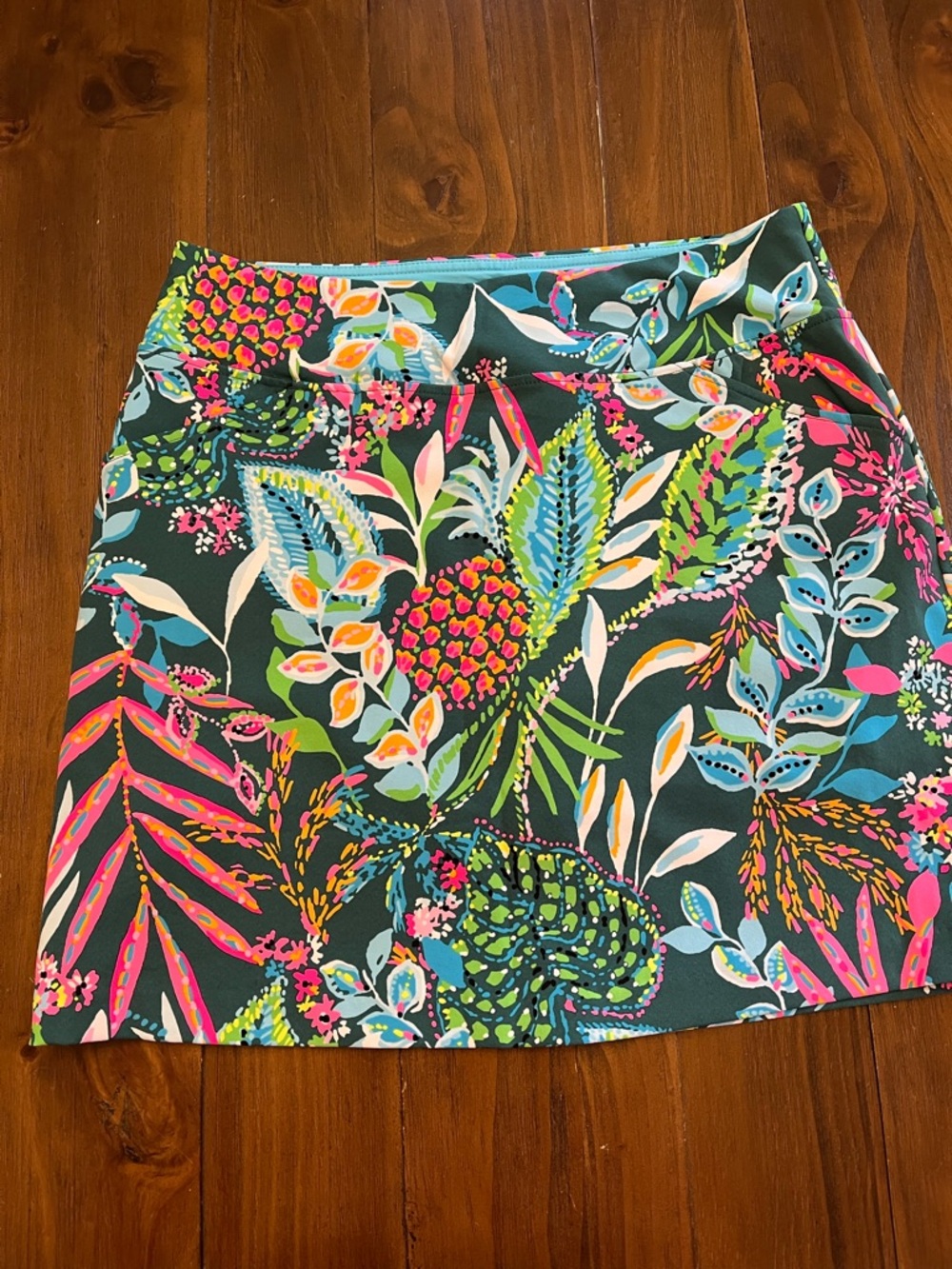 Lilly Pulitzer luxletic skirt Vibrant Tropical Print